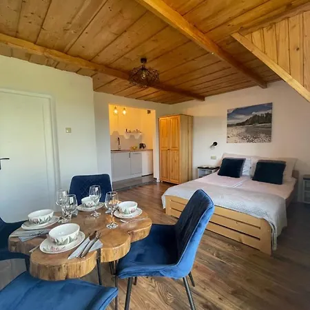 Goscinne U Hanki Bed & Breakfast