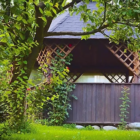Goscinne U Hanki Bed & Breakfast